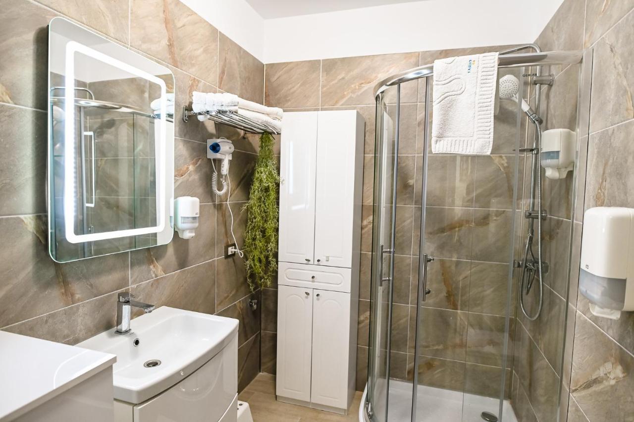 Teemo Beach Apartment, Alezzi Beach Resort Navodari Dış mekan fotoğraf